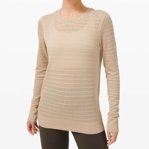 Lululemon Swiftly Breathe Long Sleeve in Trench Women’s Size 10 Athletic Shirt